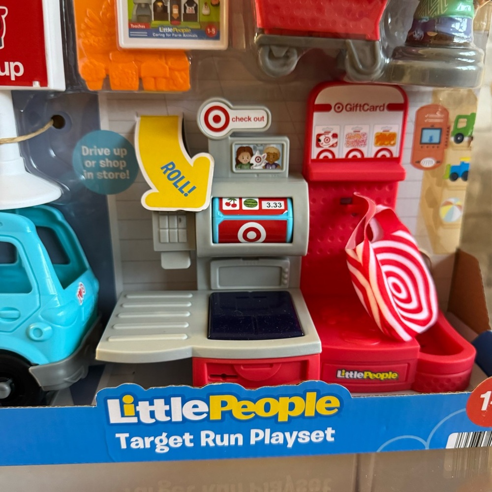 Fisher-Price Little People Target Run Playset - Picture 11 of 11